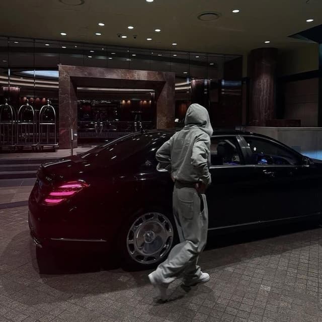 DEALER